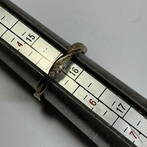 JL Sterling Silver Twist Ring with clear stones. Size 5